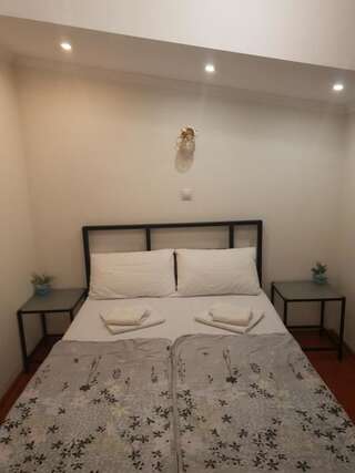 Гостевой дом Hotel Lika Тбилиси Стандартный двухместный номер с 1 кроватью или 2 отдельными кроватями-38